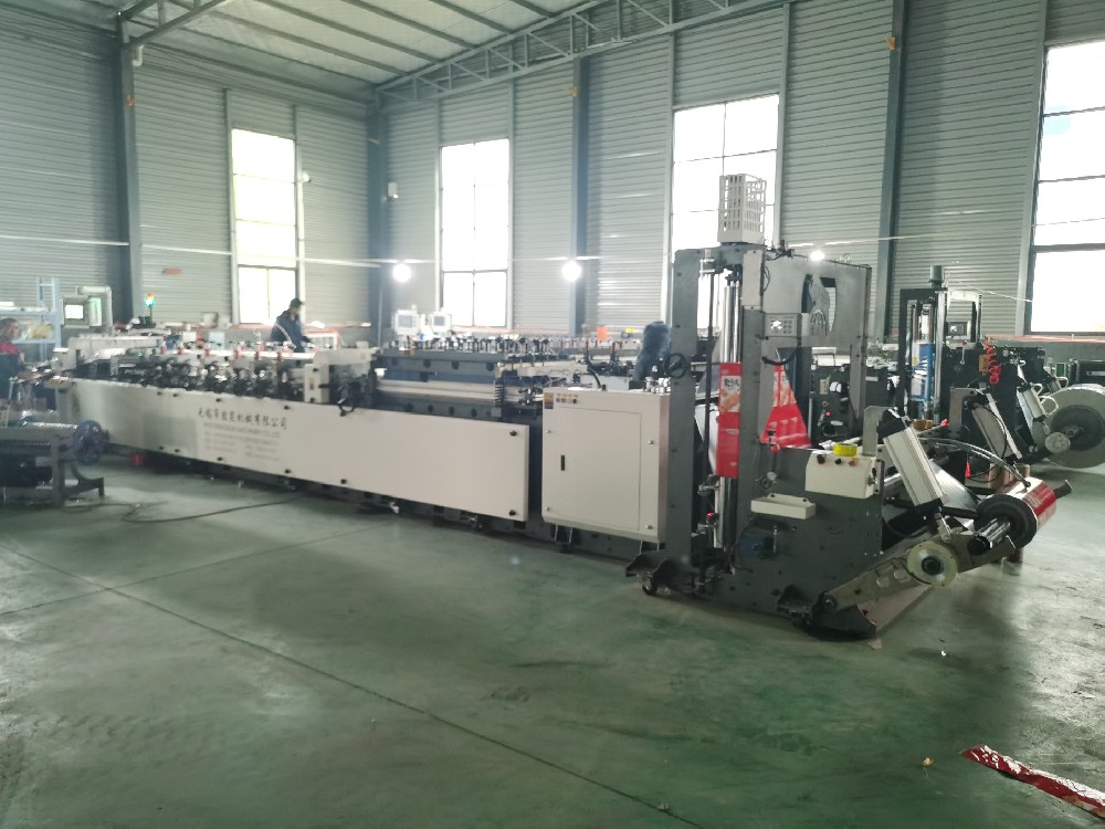 彩印生產(chǎn)車(chē)間